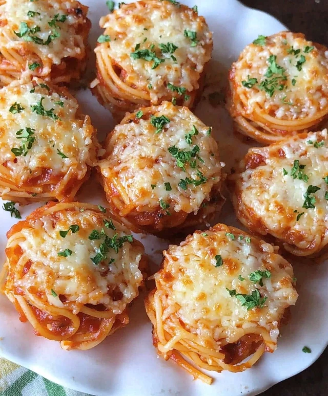 Spaghetti Häppchen mit Parmesan